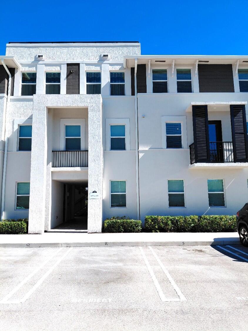 8878 Lake Worth Road # 209, Lake Worth FL 33467