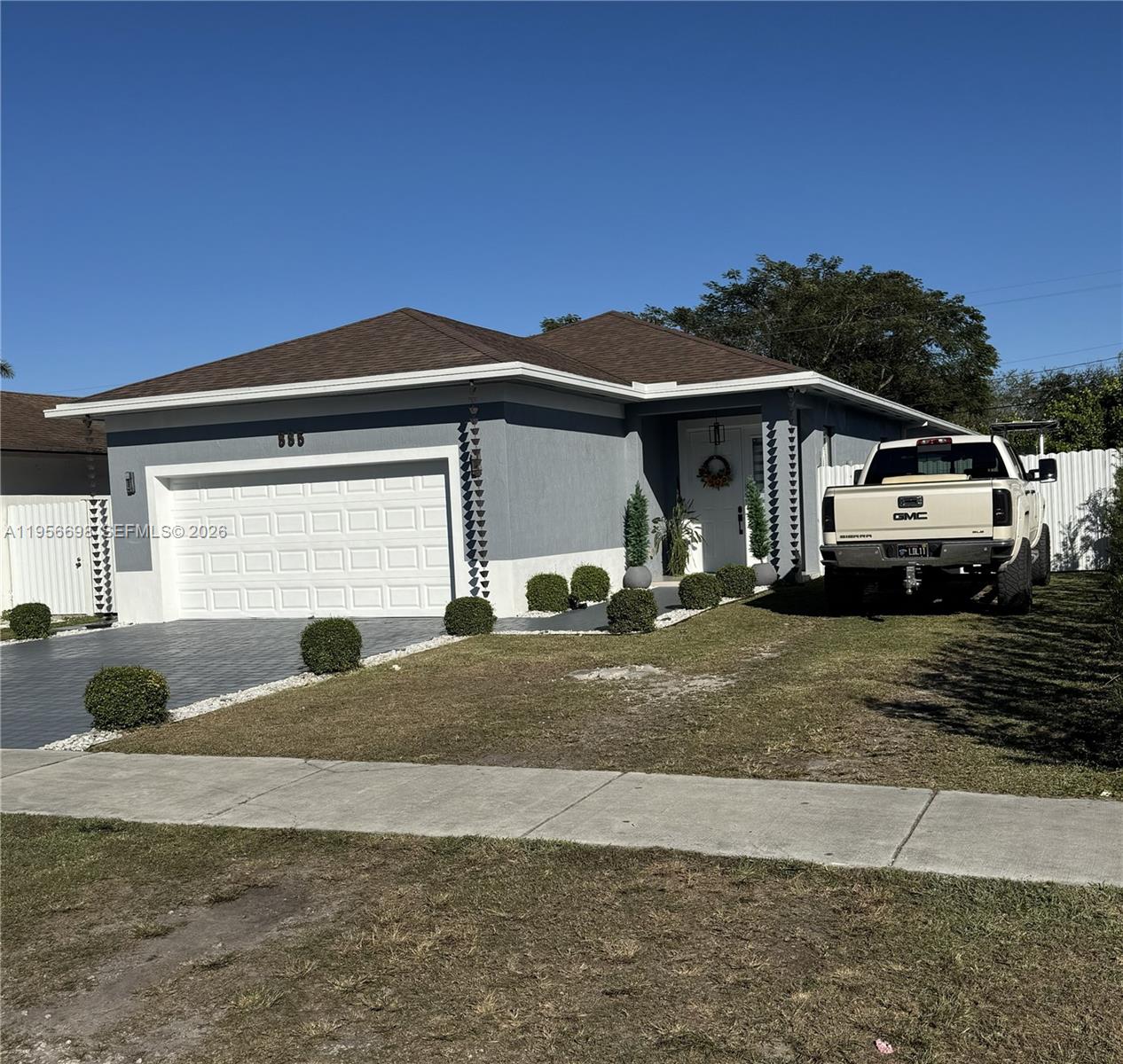 885 NE 3rd Ave, Homestead FL 33030
