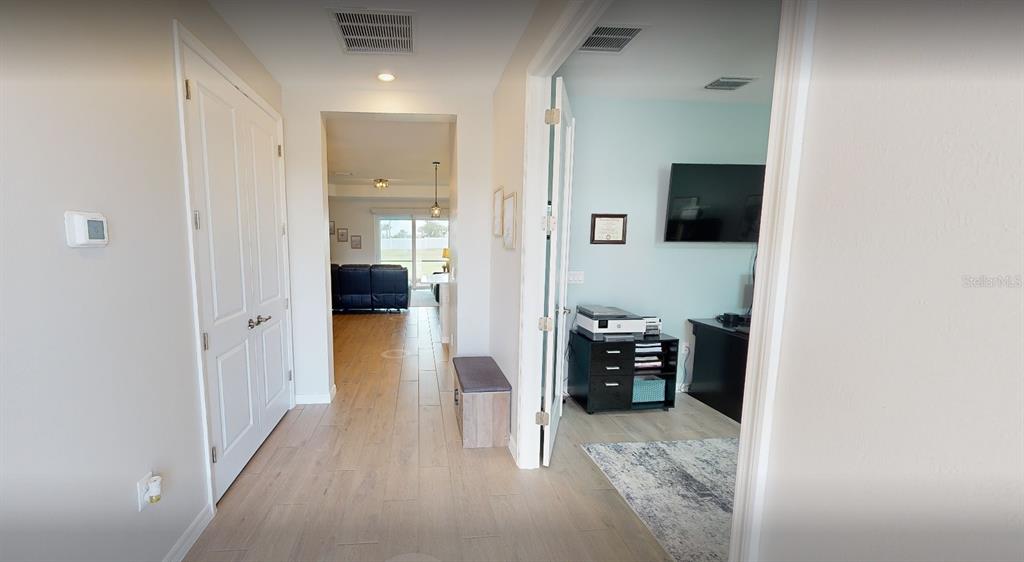 17420 JADESTONE COURT, VENICE, FL — photo 3 of 30