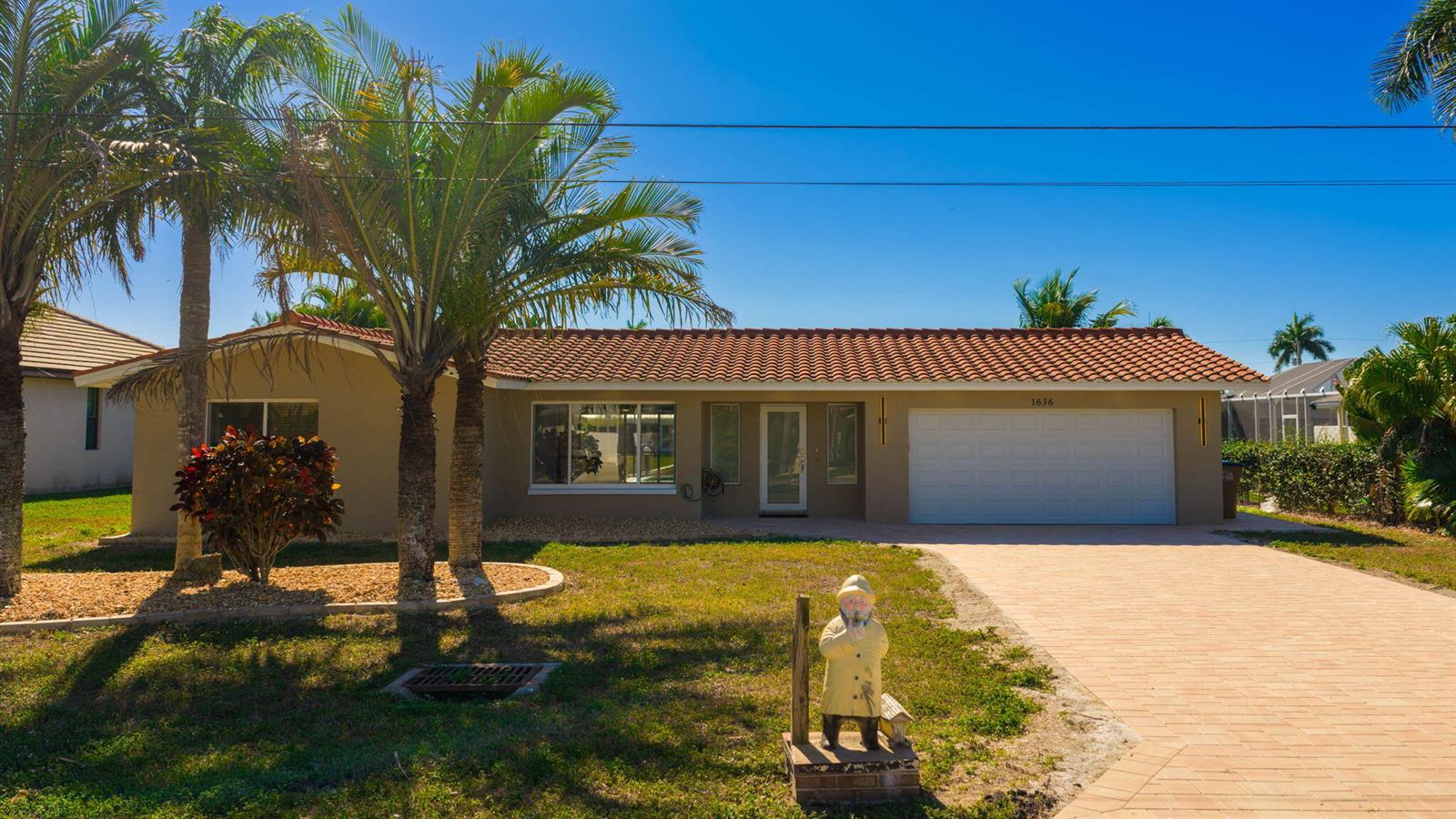 1636 SE 39th Street, Cape Coral FL 33904