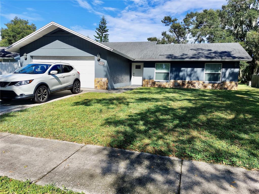 1020 REDBUD CIRCLE