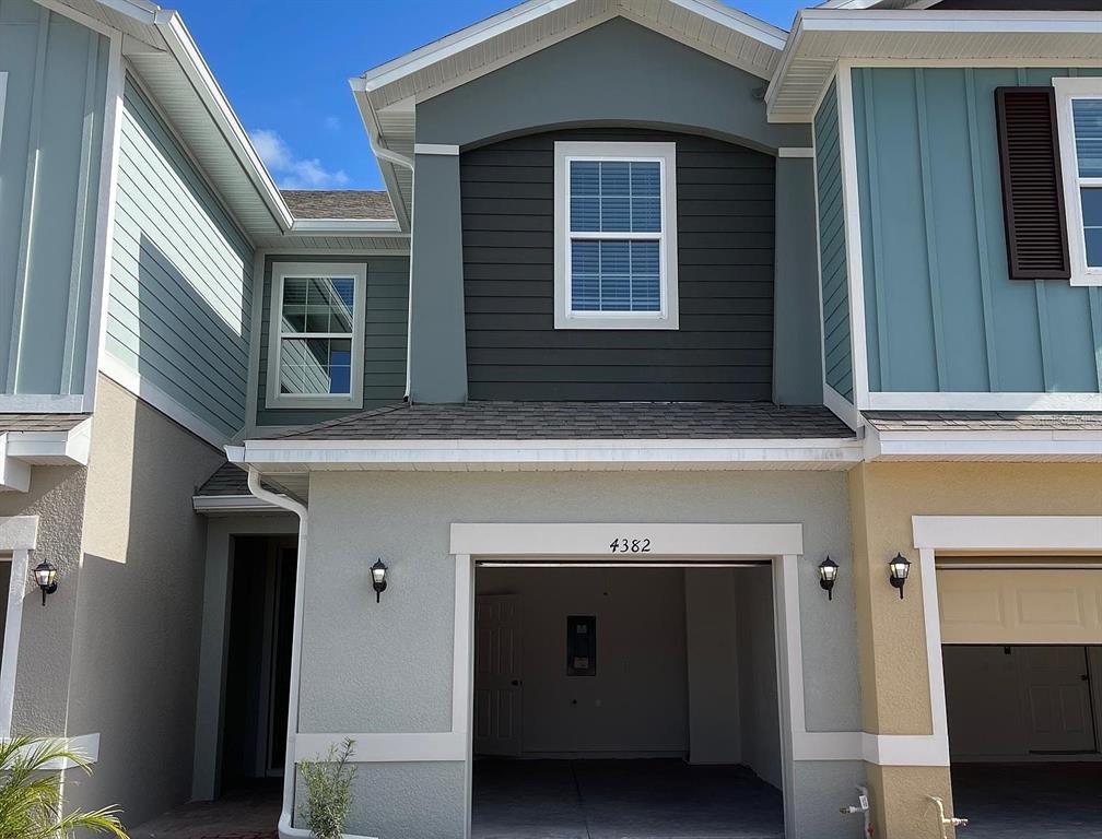 4382 SAILPLANE COURT