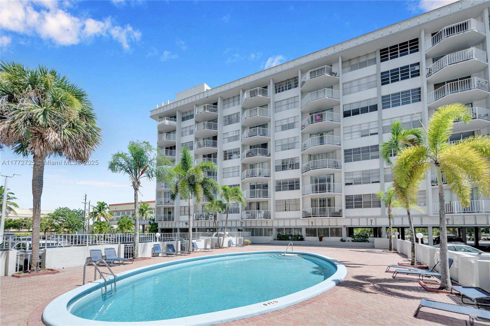 16740 NE 9th Ave # 302, North Miami Beach FL 33162