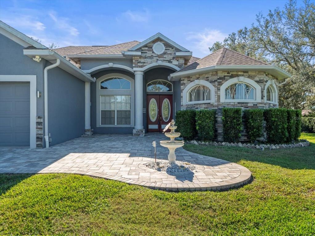 10307 RIDGE TOP LOOP, WEEKI WACHEE, FL — photo 3 of 30