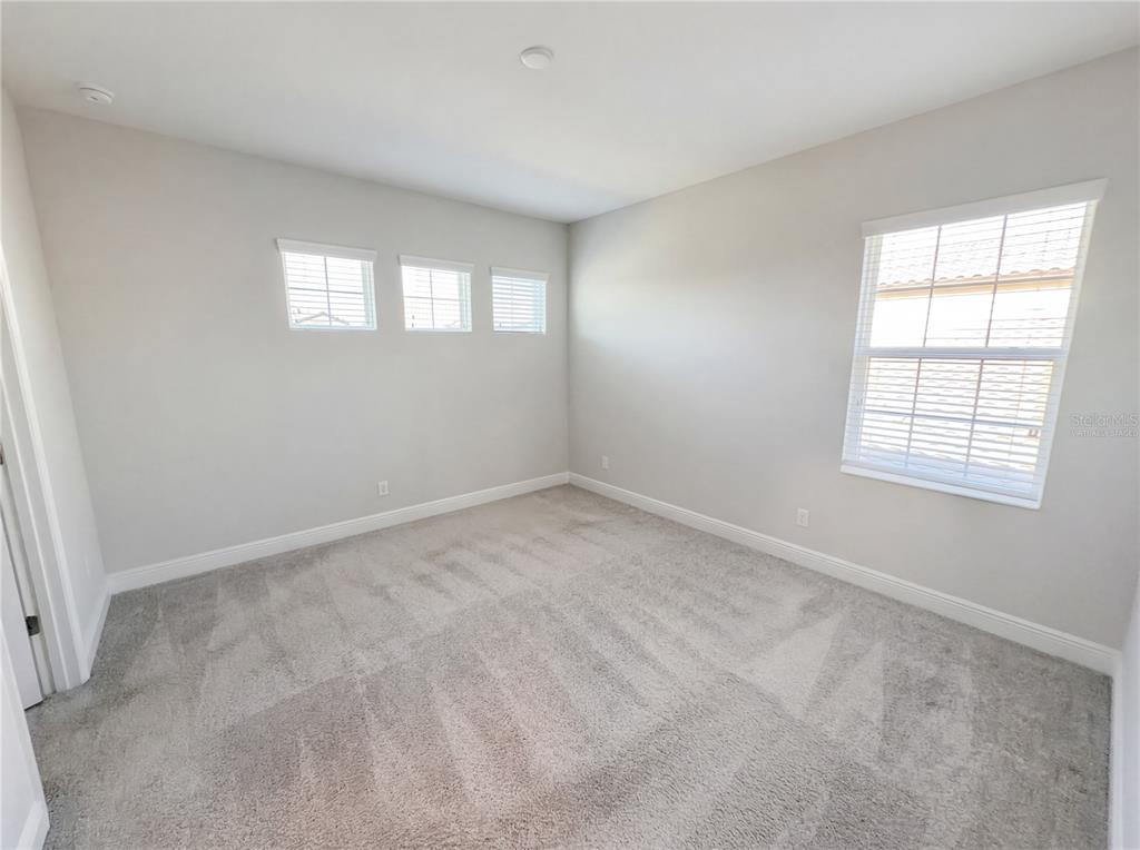11277 RUSTIC TIMBER LOOP, SAN ANTONIO, FL — photo 4 of 30