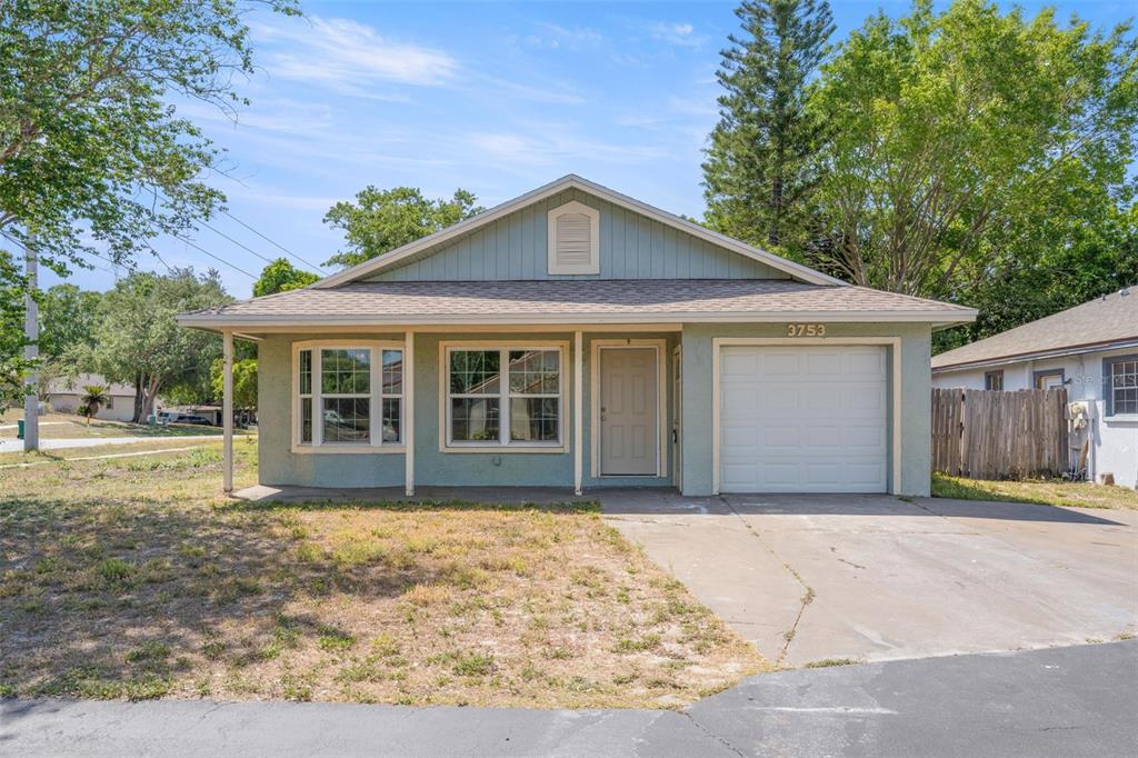 3753 MACKENZIE COURT