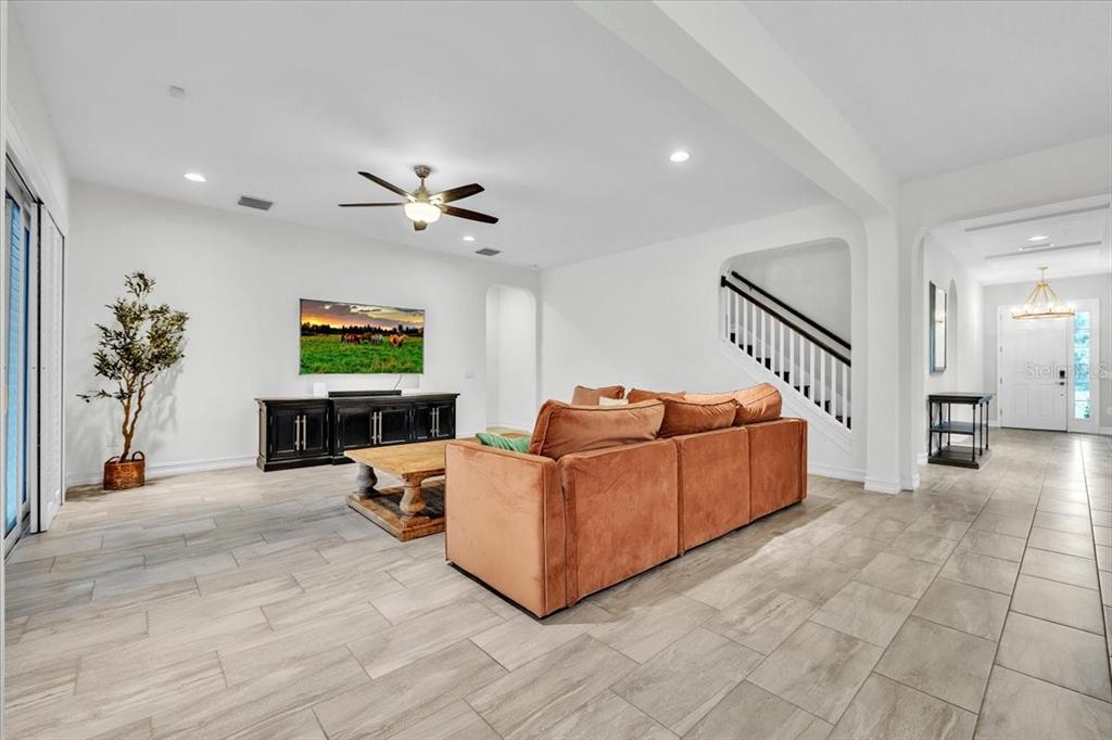 17923 BARN CLOSE DRIVE, LUTZ, FL — photo 4 of 30