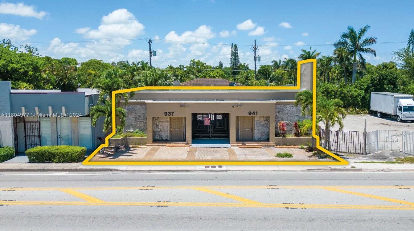 937 NE 79th St, Miami FL 33138