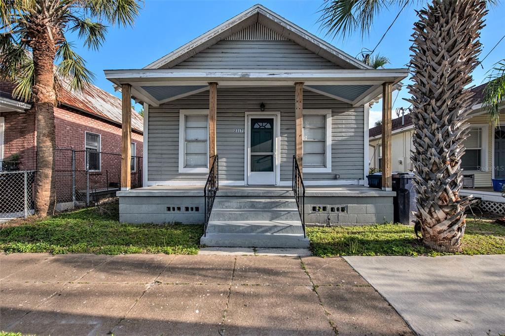 2317 W CHESTNUT STREET