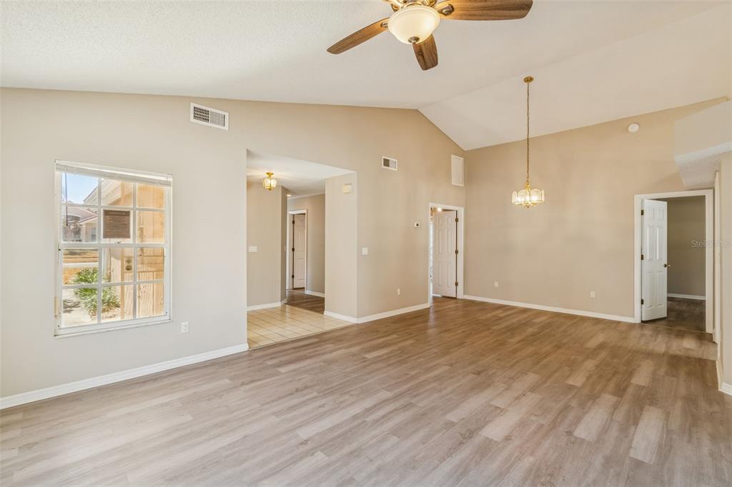 669 VIA MILANO, APOPKA, FL — photo 4 of 24