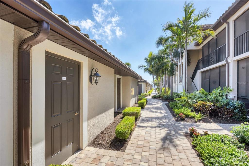 5624 PALMER CIRCLE UNIT 105, BRADENTON, FL — photo 3 of 30
