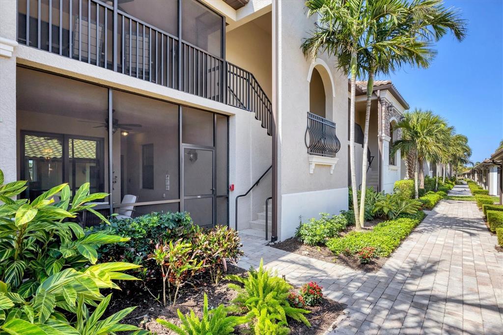 5624 PALMER CIRCLE UNIT 105, BRADENTON, FL — photo 4 of 30