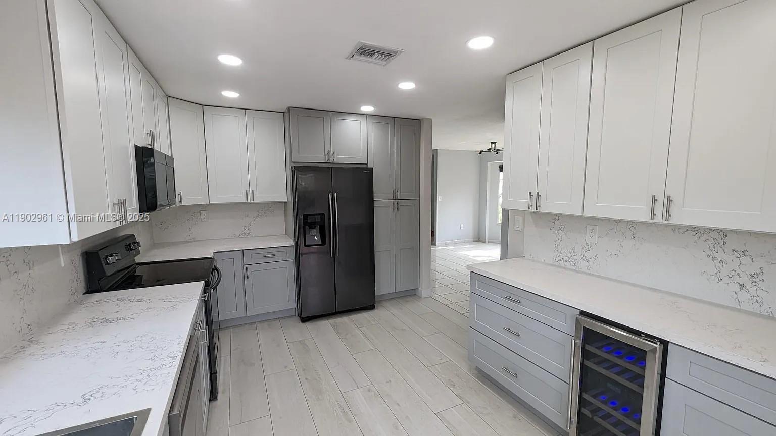 9755 SW 222nd Ter, Cutler Bay FL 33190