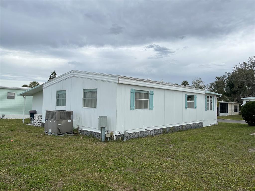 626 CERVINA DRIVE, VENICE, FL — photo 4 of 30