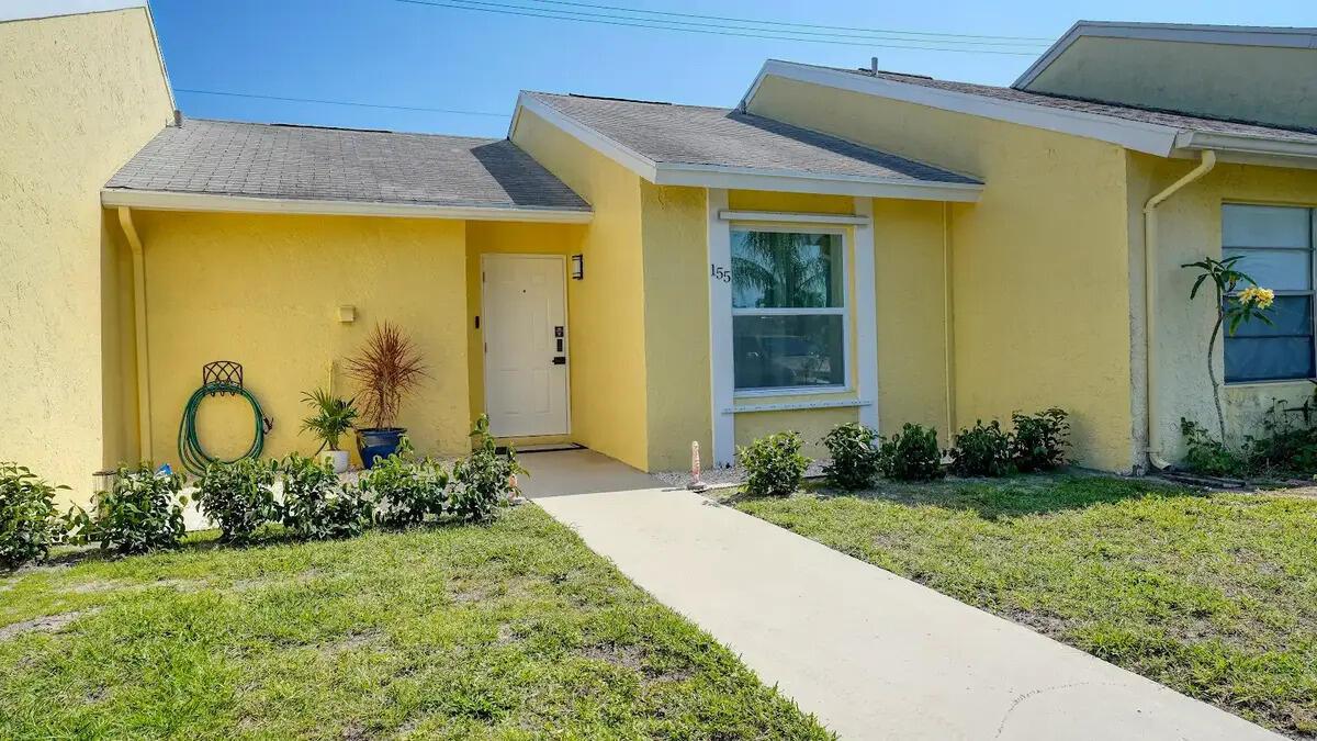 155 Deerfield Drive N, Jupiter FL 33458