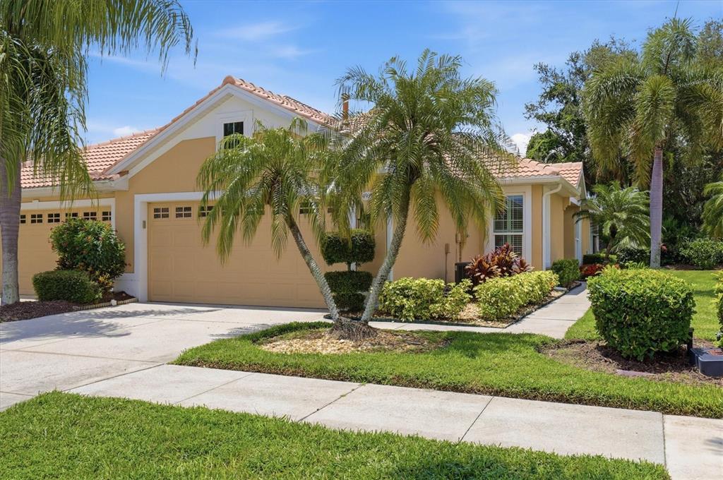 4939 WHISPERING OAKS DRIVE