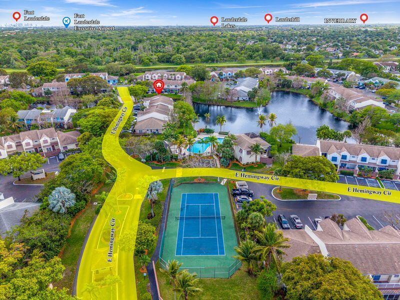 200 E Hemingway Circle, Margate FL 33063