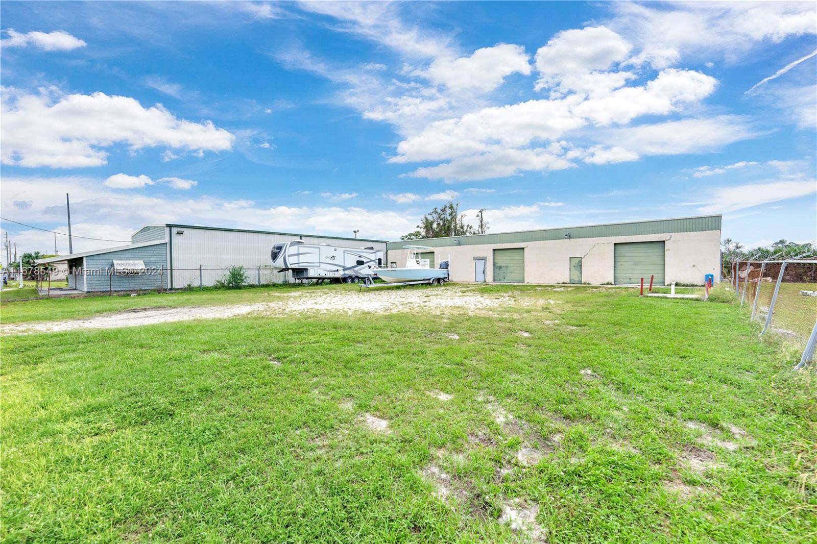 3559 VERONICA S SHOEMAKER BLVD, Fort Myers FL 33916