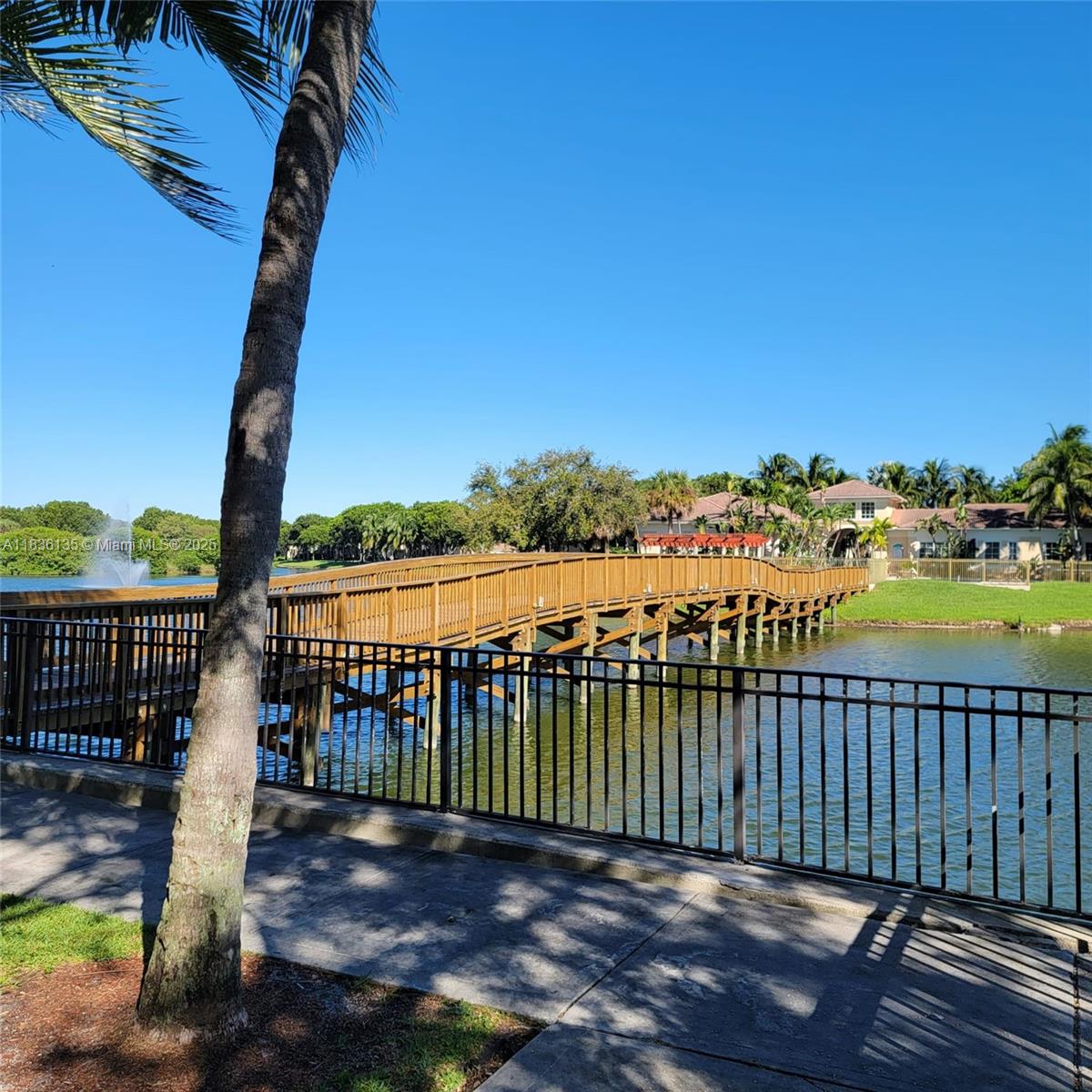 2463 Centergate Dr # 103, Miramar FL 33025