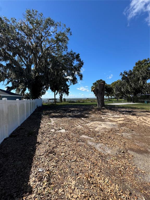 1200 NORTHSHORE DRIVE, EUSTIS, FL — photo 3 of 4