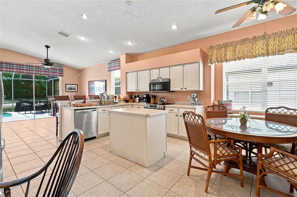 27026 ARROWBROOK WAY, WESLEY CHAPEL, FL — photo 4 of 20
