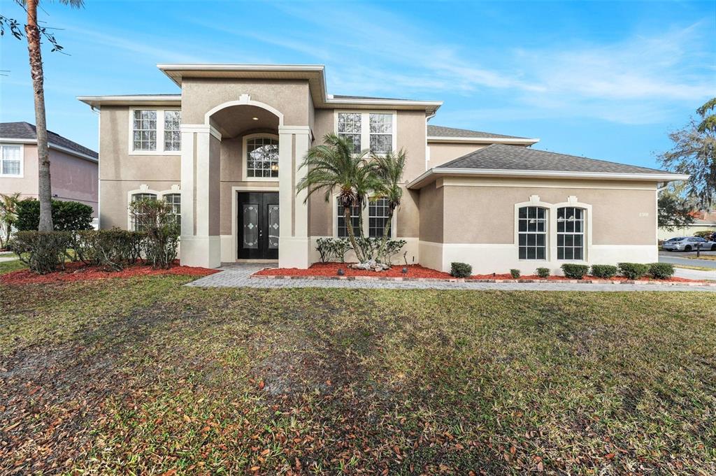 2300 TREETOP LANE