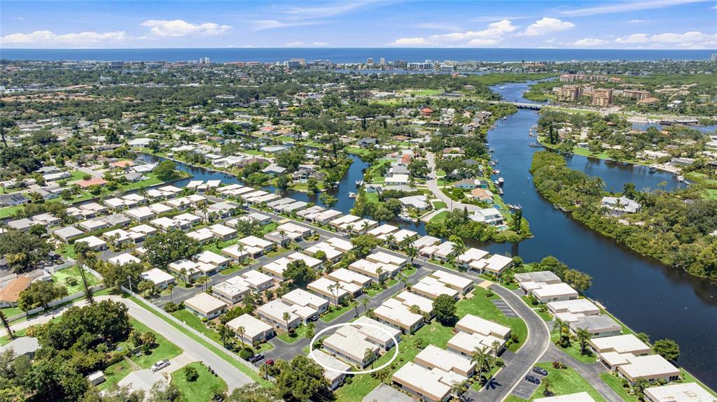 2327 WATERBLUFF PLACE UNIT V315, SARASOTA, FL — photo 2 of 30
