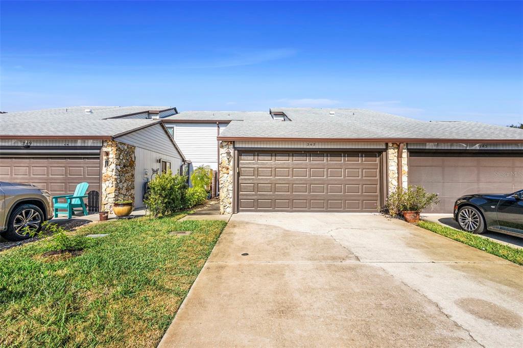 347 W CASTLEWOOD LANE