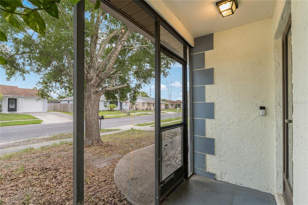 1301 MANDARIN DRIVE, HOLIDAY, FL — photo 2 of 13