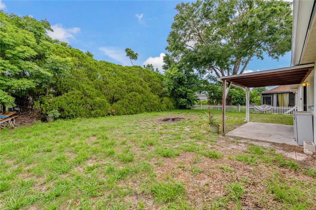 1301 MANDARIN DRIVE, HOLIDAY, FL — photo 3 of 13