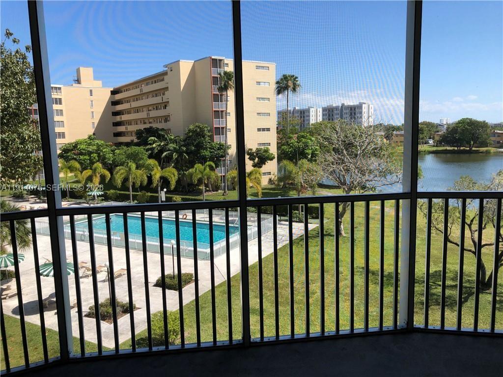 1750 NE 191st St # 1, Miami FL 33179