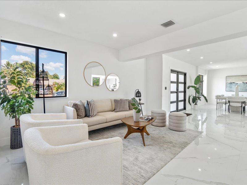 230 NE 175th Ter, North Miami Beach FL 33162