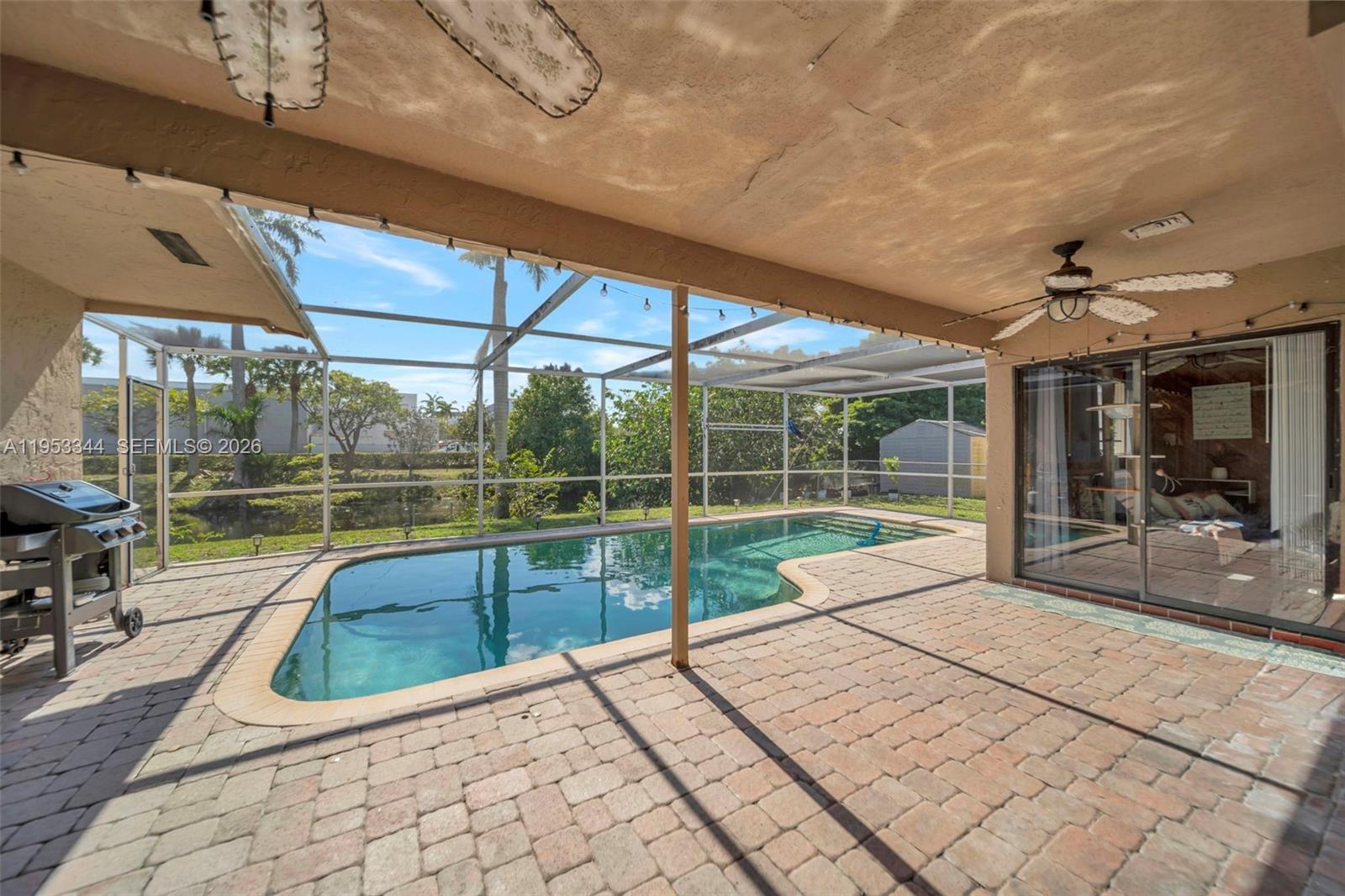 9220 SW 56th St, Cooper City FL 33328