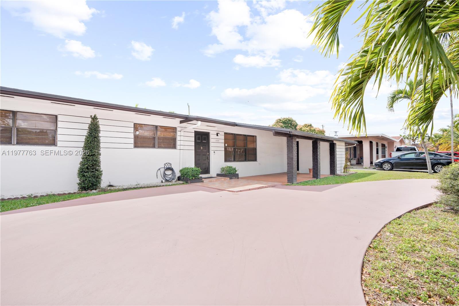 1100 W 53rd Ter, Hialeah FL 33012
