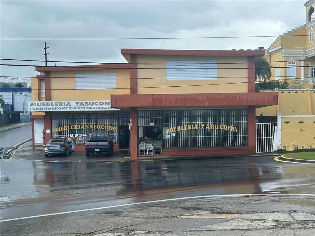 #56 CALLE CRISTOBAL COLON