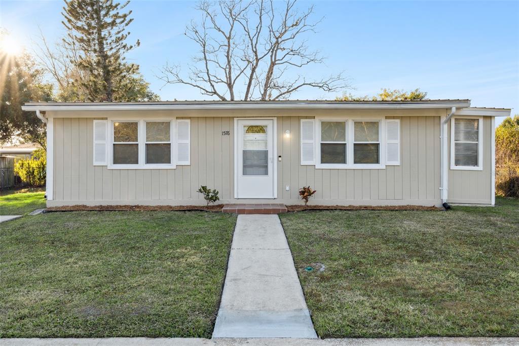 1576 ZINNIA DRIVE