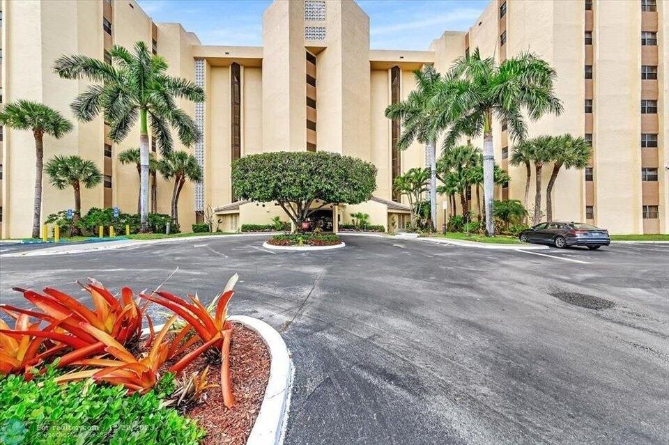 7400 Radice Court # 108, Lauderhill FL 33319