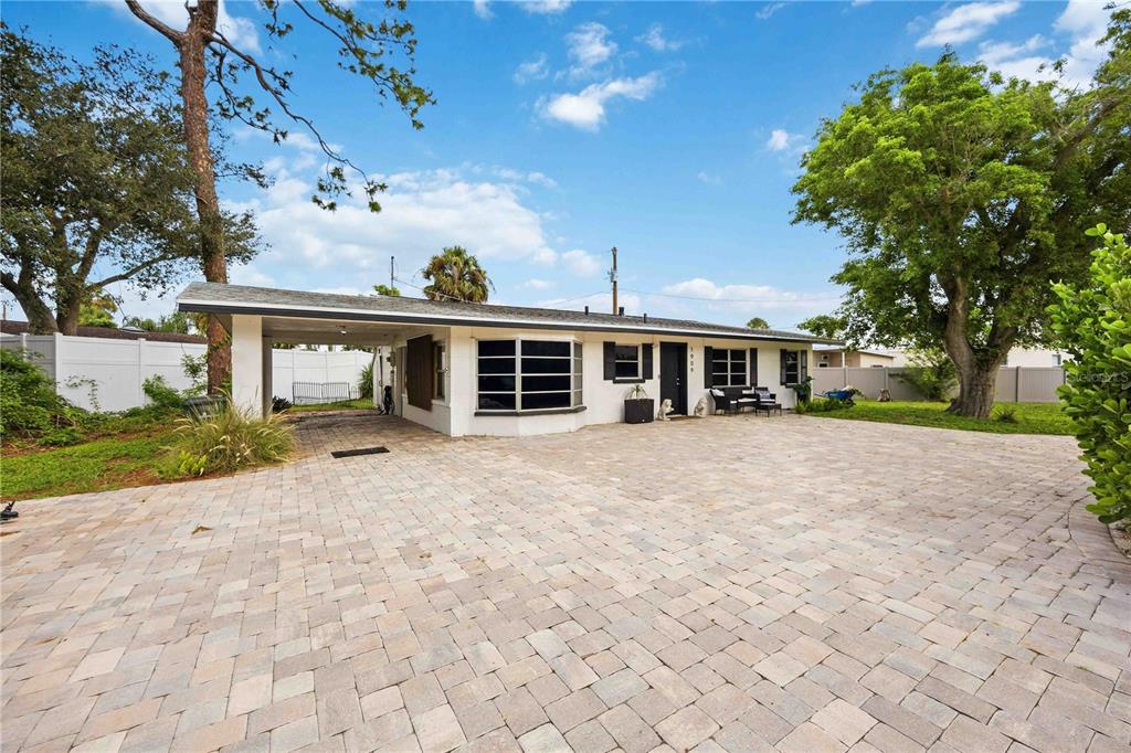 1909 BUCCANEER DRIVE, SARASOTA, FL — photo 2 of 30