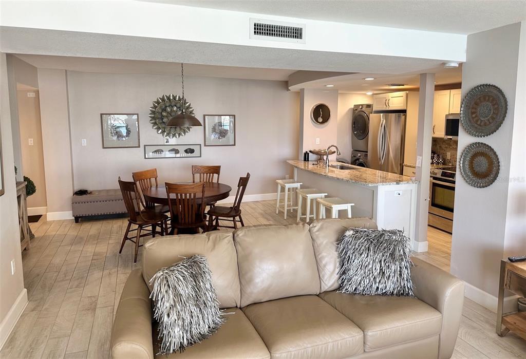 440 S GULFVIEW BOULEVARD UNIT 1102, CLEARWATER, FL — photo 4 of 30