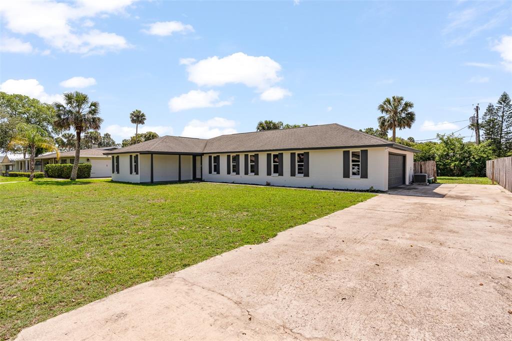 825 WELLS DRIVE