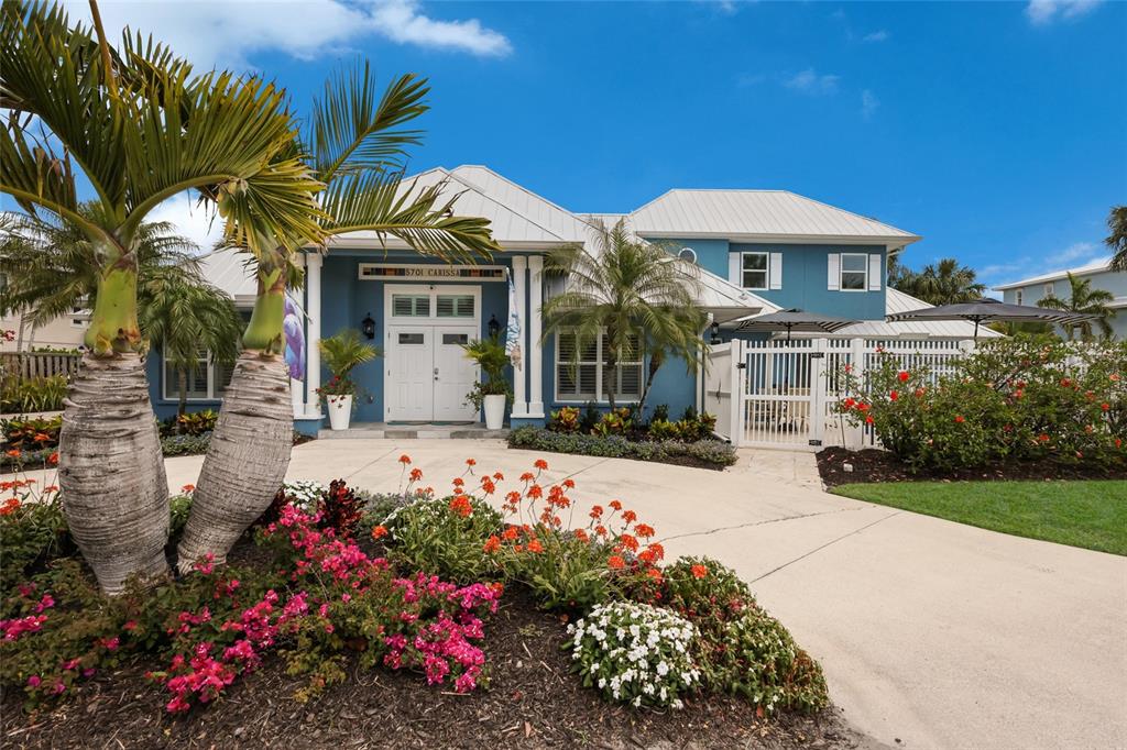 5701 CARISSA STREET, HOLMES BEACH, FL — photo 4 of 30