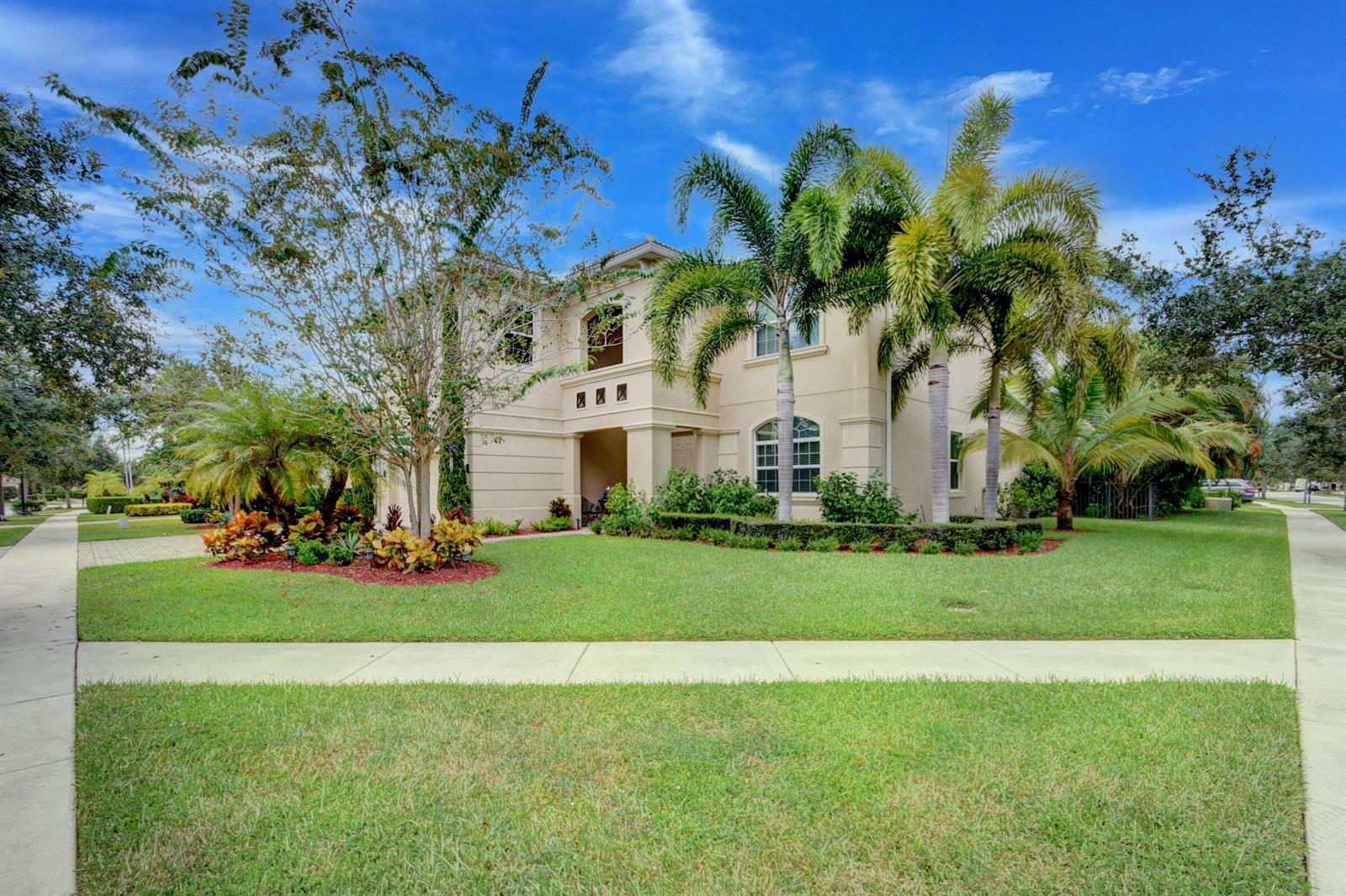 8625 Wellington View Drive, Royal Palm Beach FL 33411
