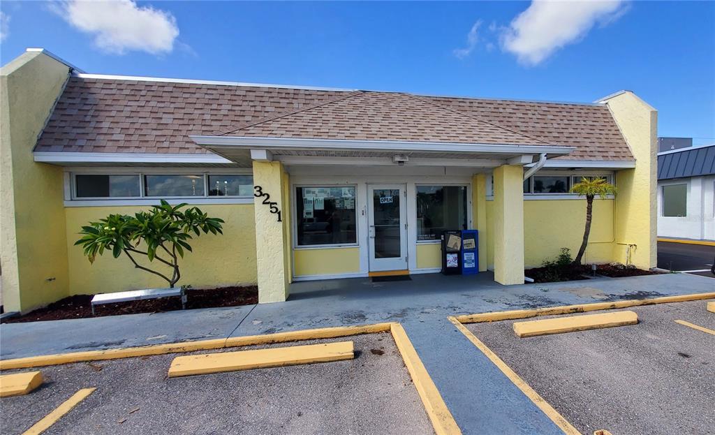 3251 TAMIAMI TRAIL
