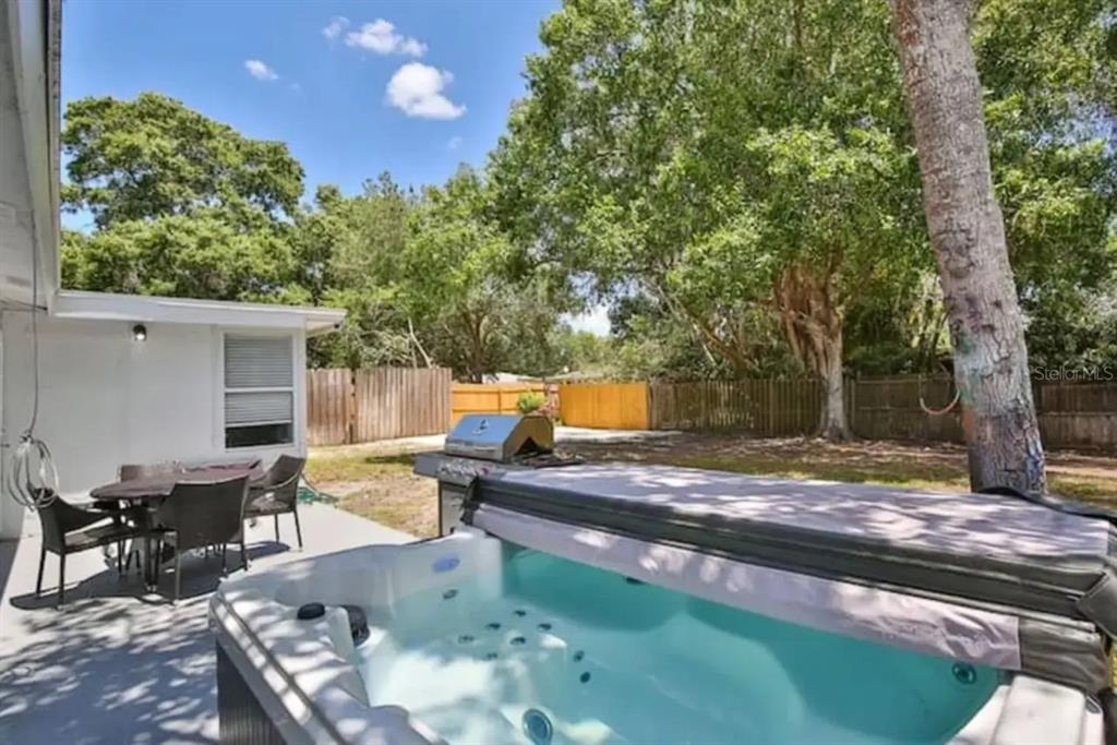 3113 MCINTOSH ROAD, SARASOTA, FL — photo 3 of 22