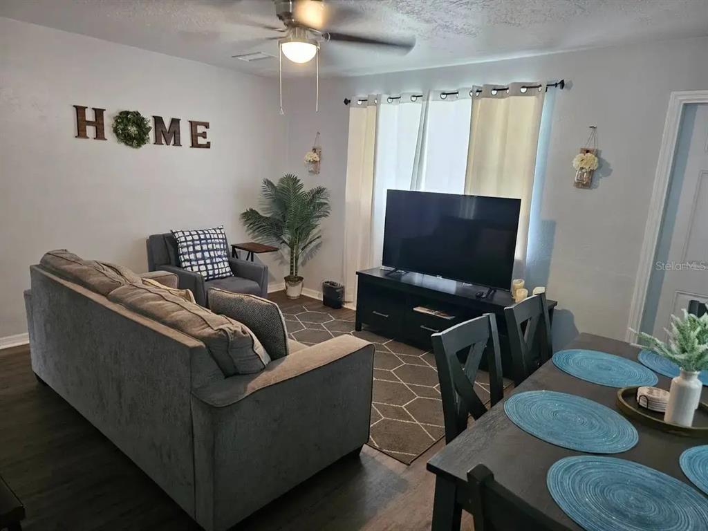 3113 MCINTOSH ROAD, SARASOTA, FL — photo 5 of 22