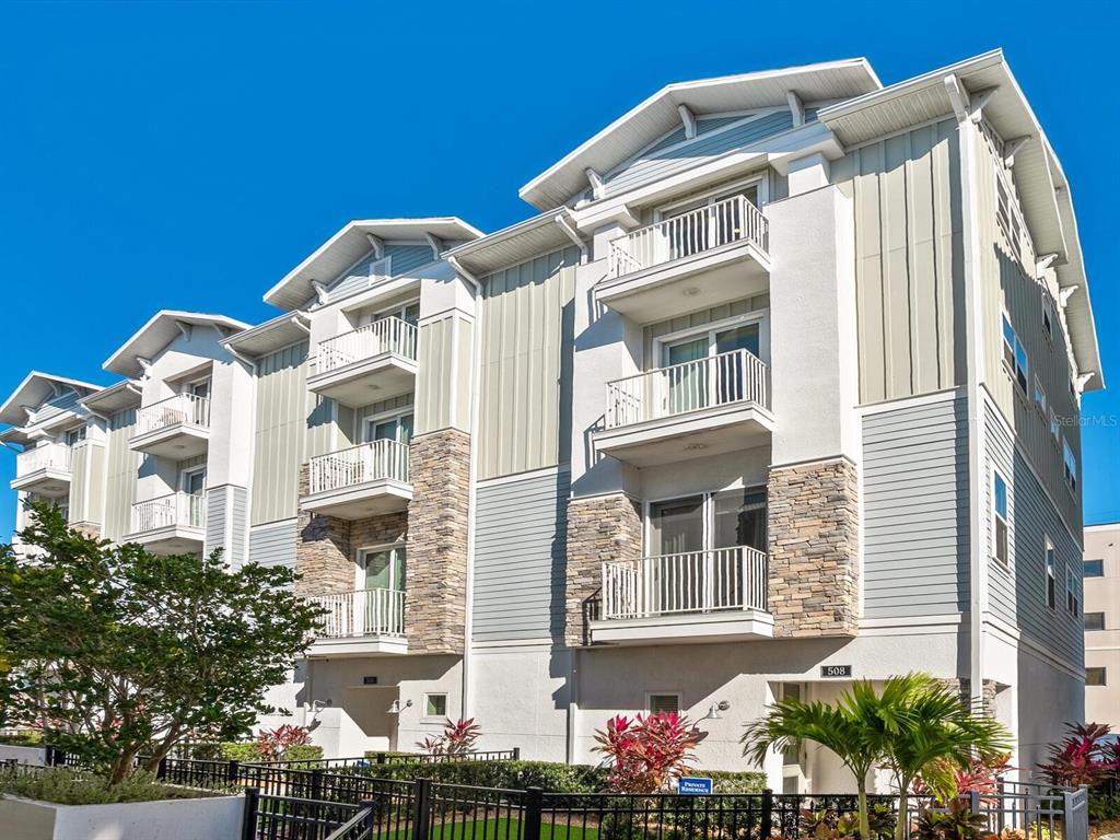 508 LAUREL PARK DRIVE