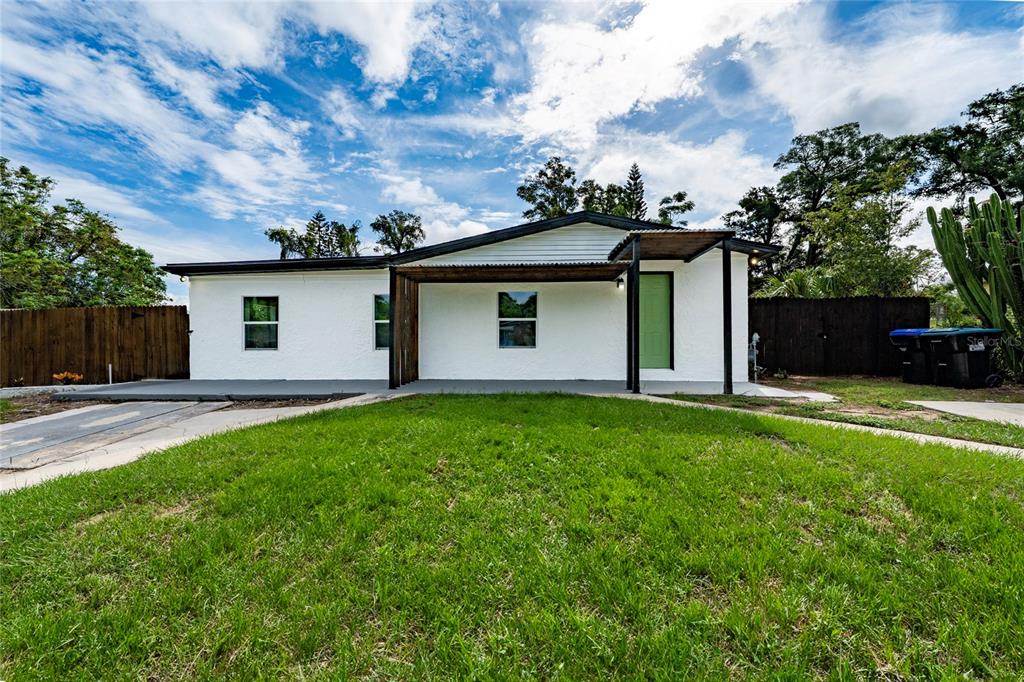 5621 LUNSFORD DRIVE