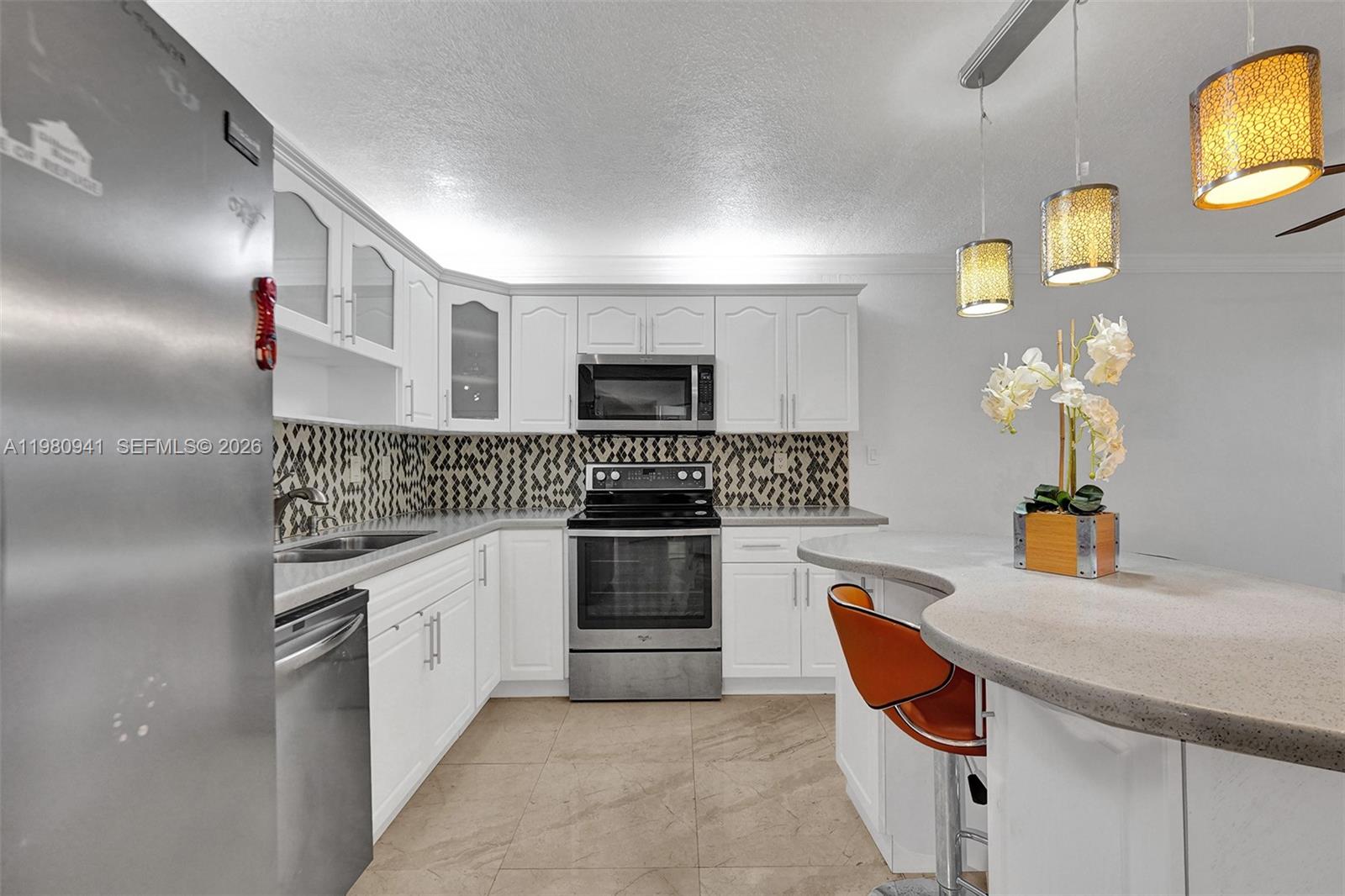 21300 San Simeon Way # P6, Miami FL 33179