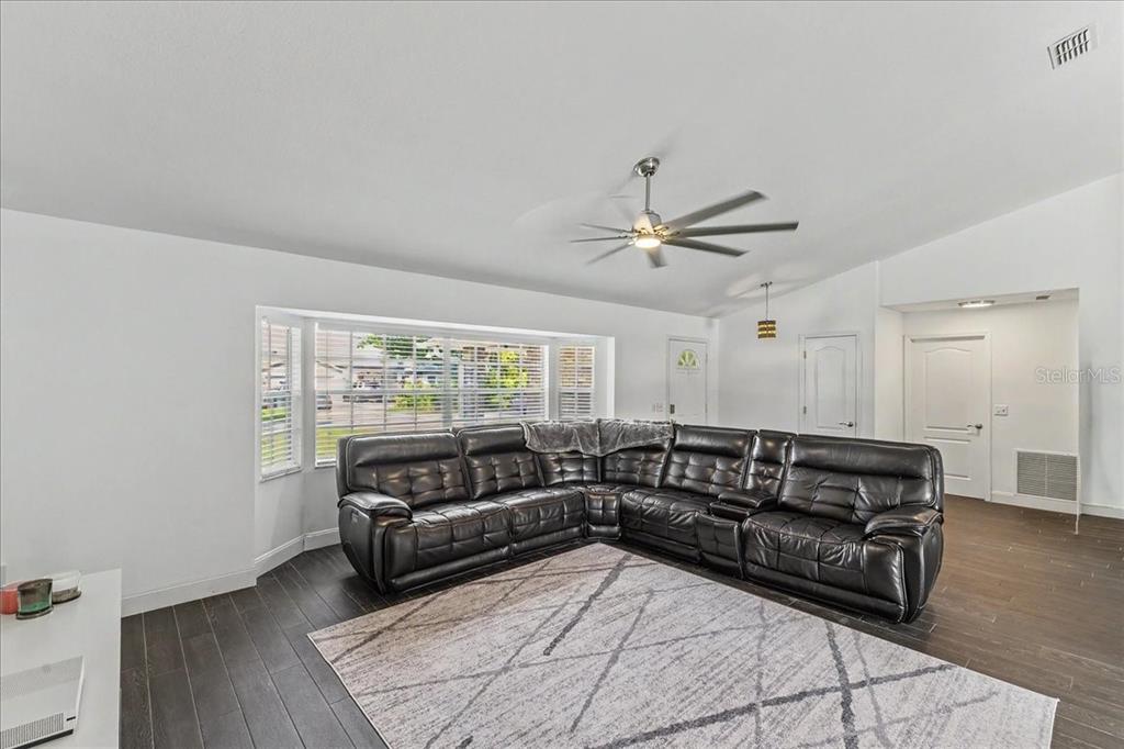 2311 PINE TREE, EDGEWATER, FL — photo 5 of 23