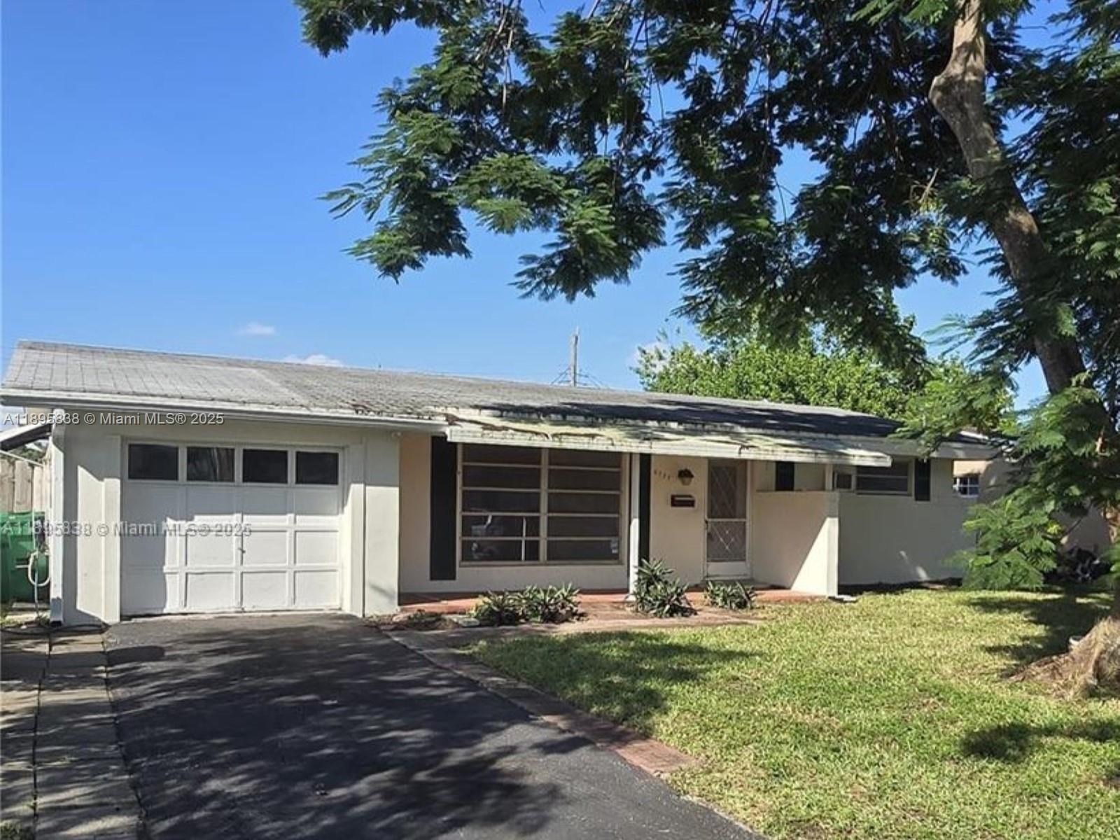 6737 Arbor Dr, Miramar FL 33023